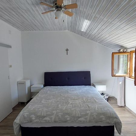 Apartman Kristina And Free Parking Mali Lošinj Exteriér fotografie