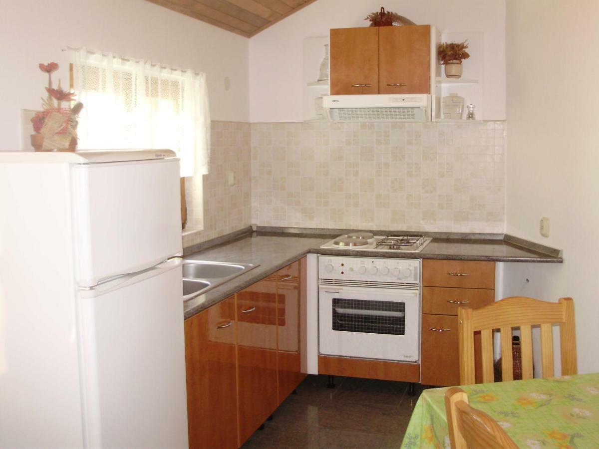 Apartman Kristina And Free Parking Mali Lošinj Exteriér fotografie